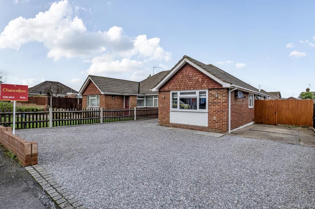 Property photo 1 of 18 External View