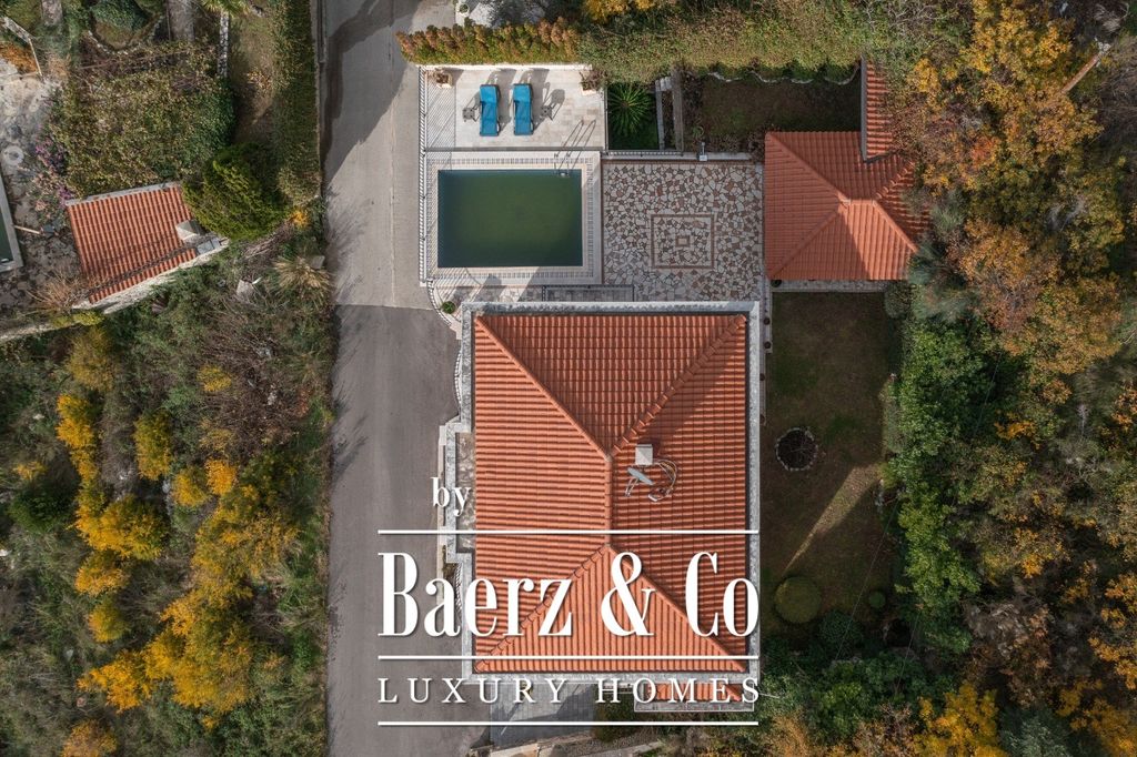 Property photo 3 of 24