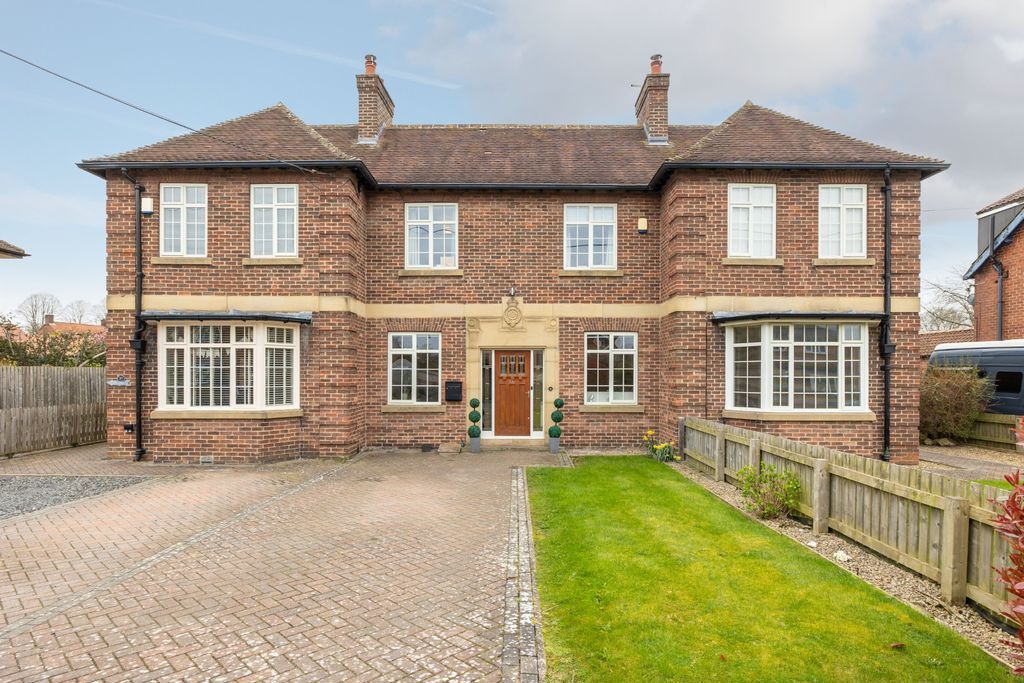 Property photo 2 of 21 Photo 2