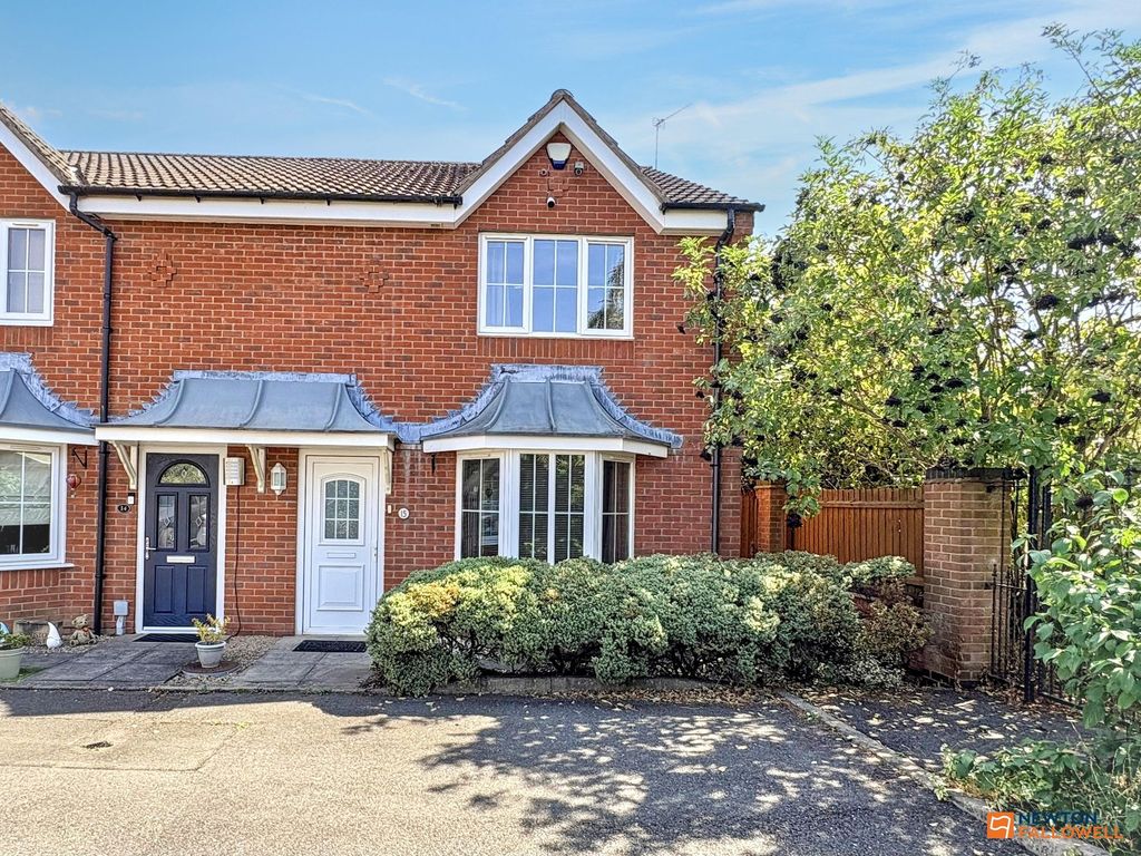 Property photo 1 of 24
