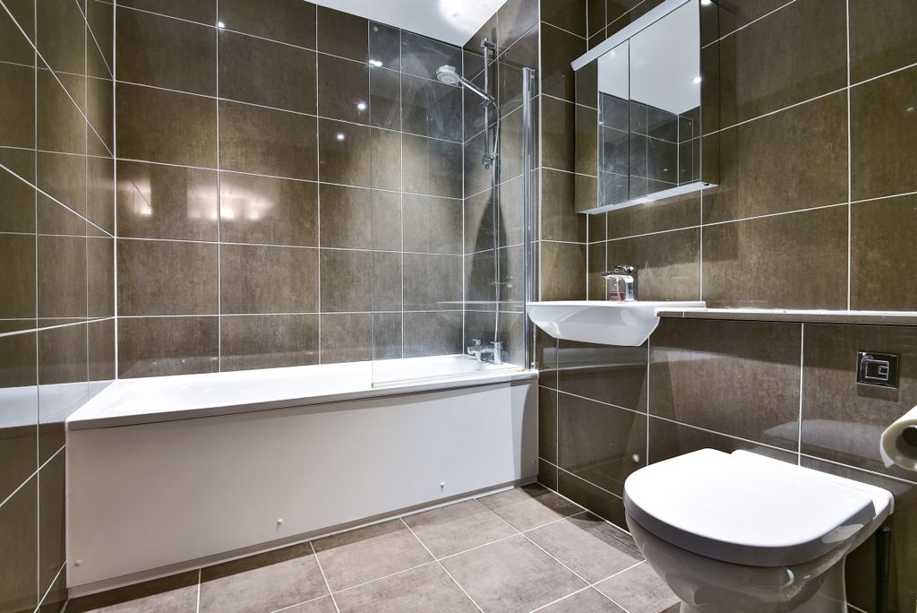 Property photo 3 of 6 312598 (6)c