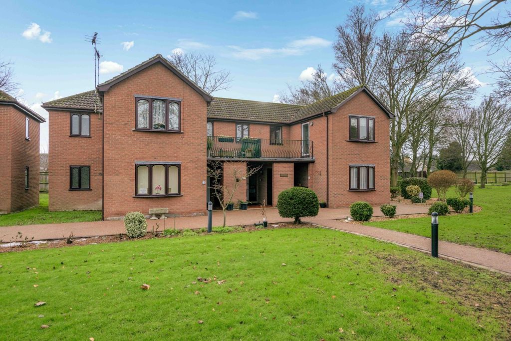 Property photo 1 of 14