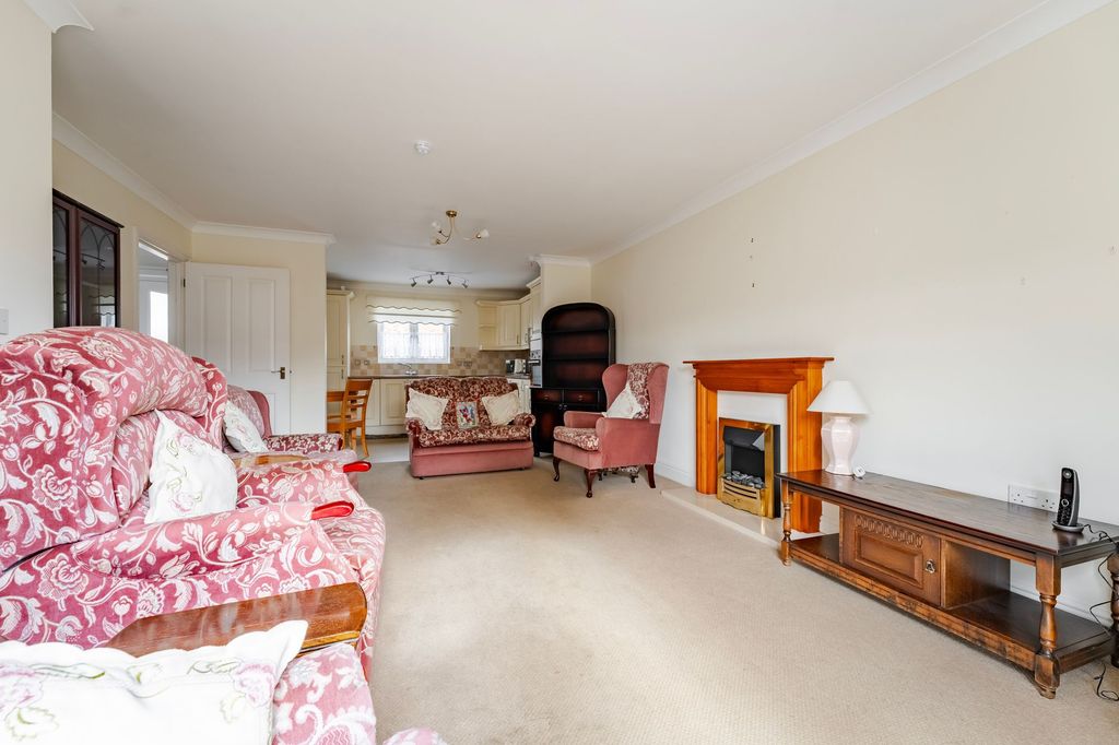 Property photo 3 of 16