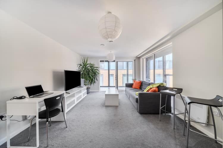 Property photo 3 of 18