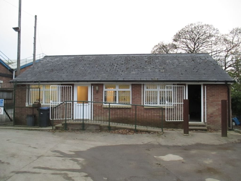 Property photo 2 of 6