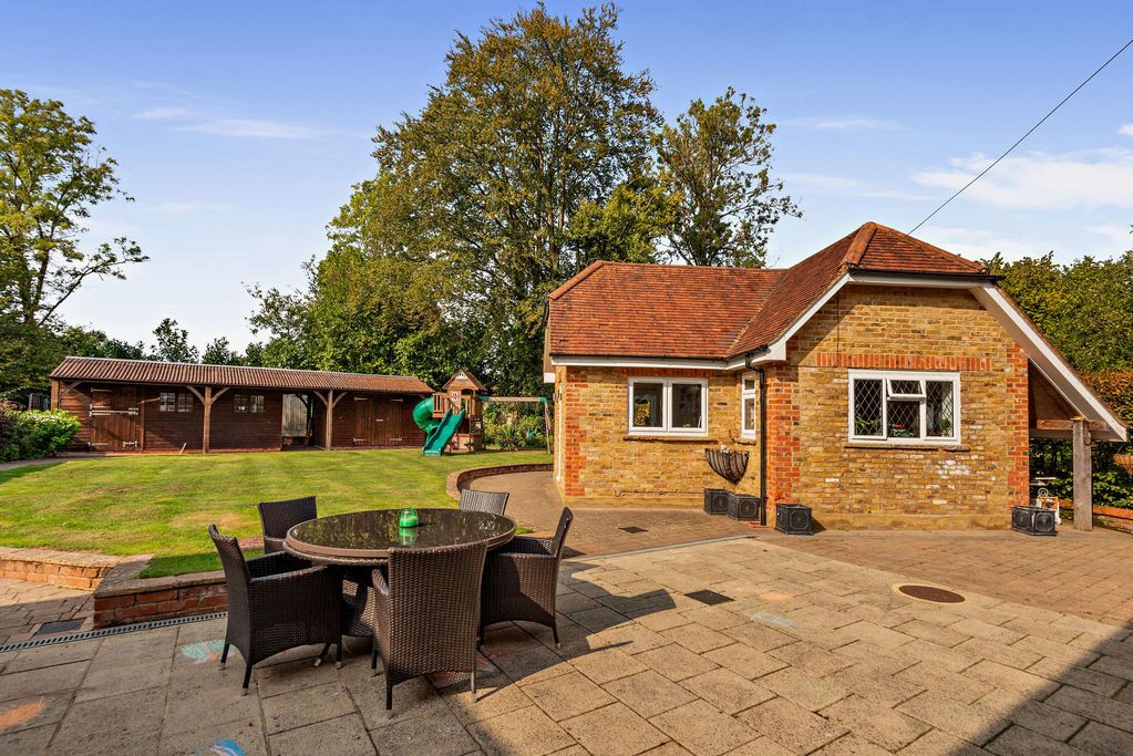 Property photo 3 of 46 Photo 18