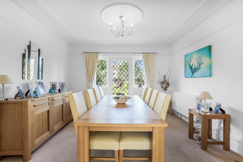 Property photo 3 of 28 1683675565 - 20.Jpg