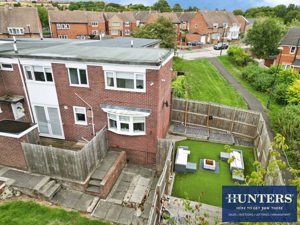 Property photo 1 of 18 External