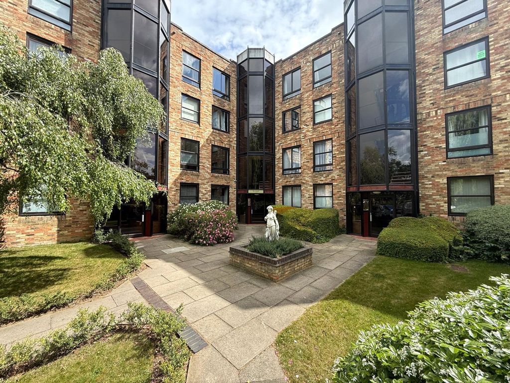 Property photo 1 of 8 Picture No. 06