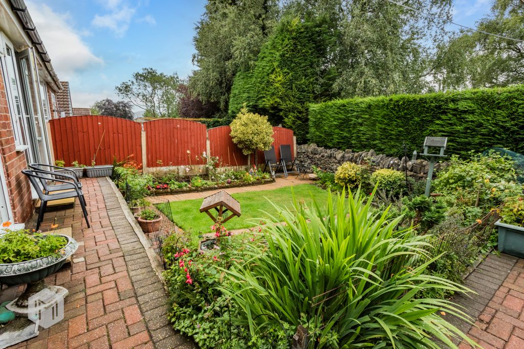 Property photo 2 of 23 Picture No. 09