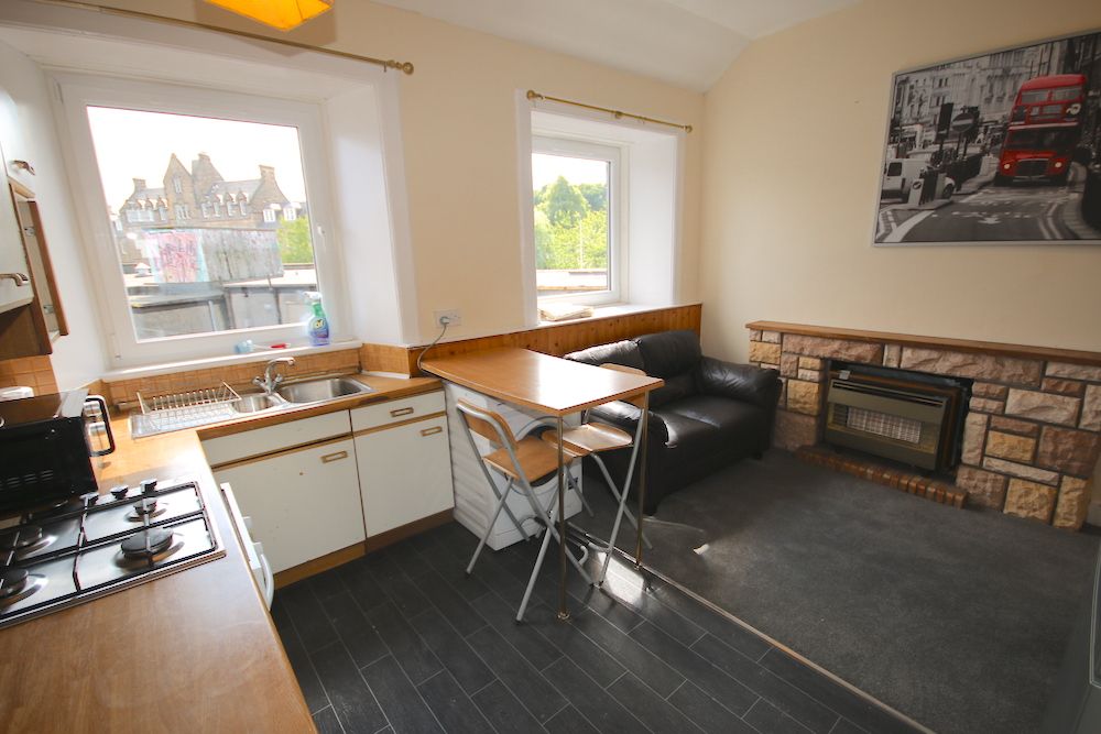 Property photo 2 of 17 Photo 2