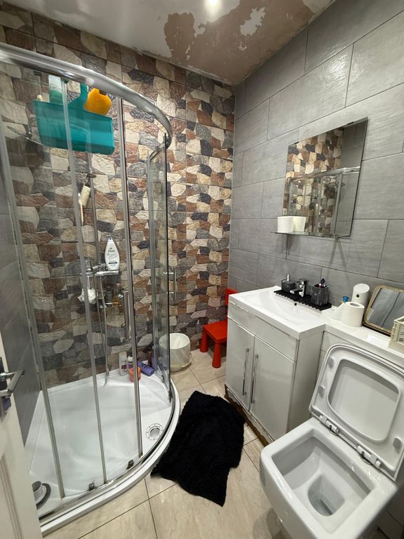 Property photo 3 of 11 Gallery