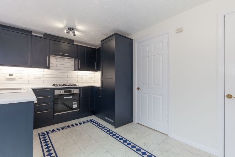 Property photo 2 of 8 245449