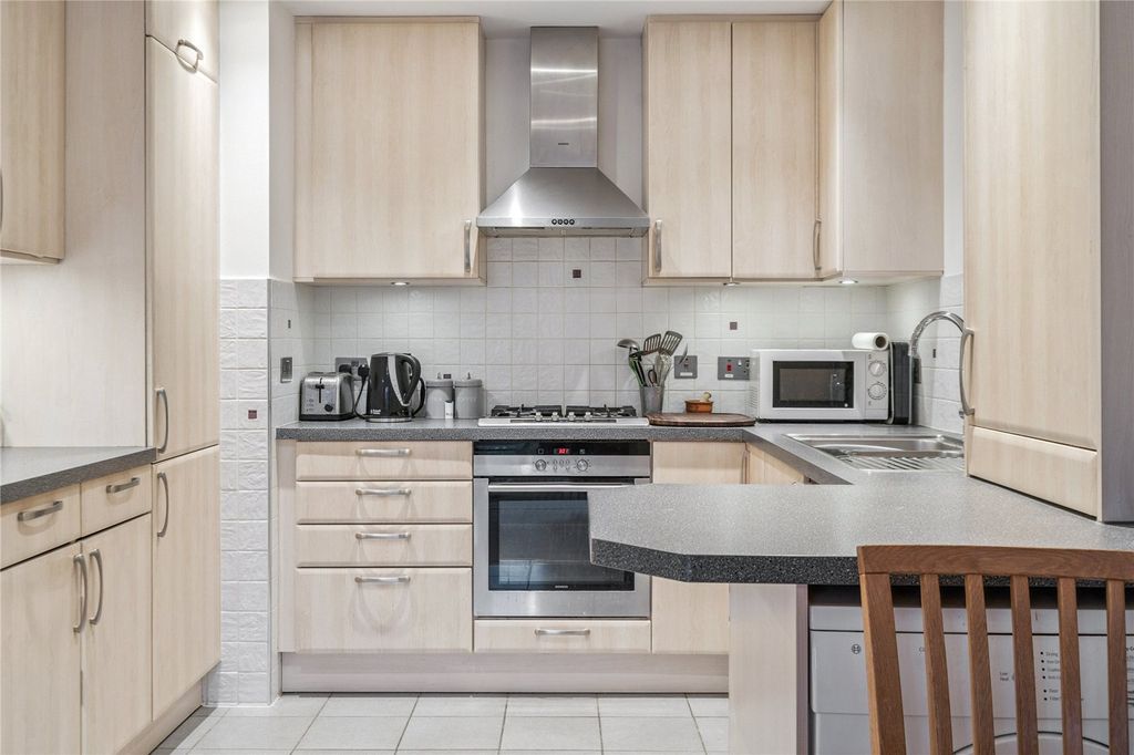 Property photo 3 of 13 Picture 3