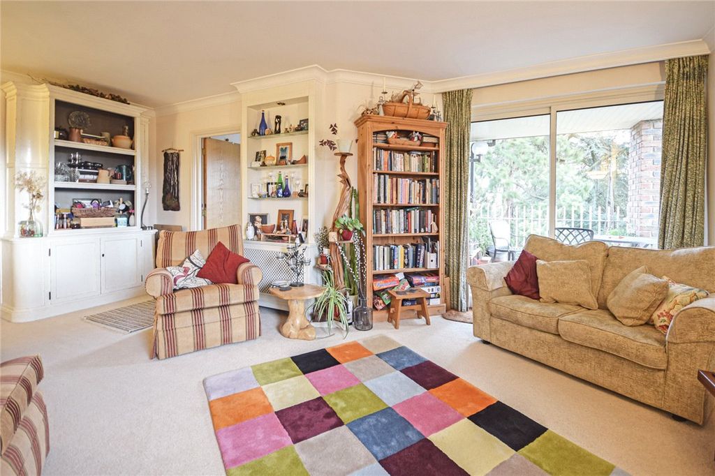 Property photo 3 of 12 Picture No. 26