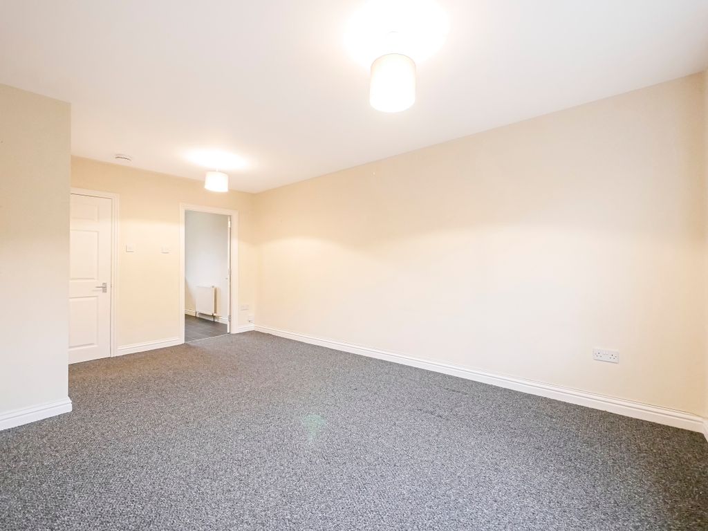 Property photo 2 of 14 Lounge-2