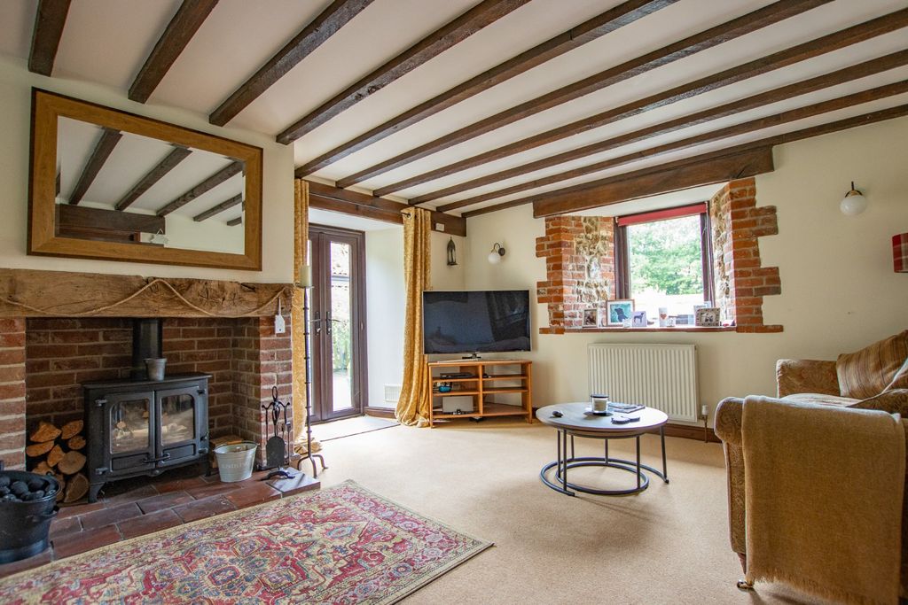 Property photo 3 of 22 3052558
