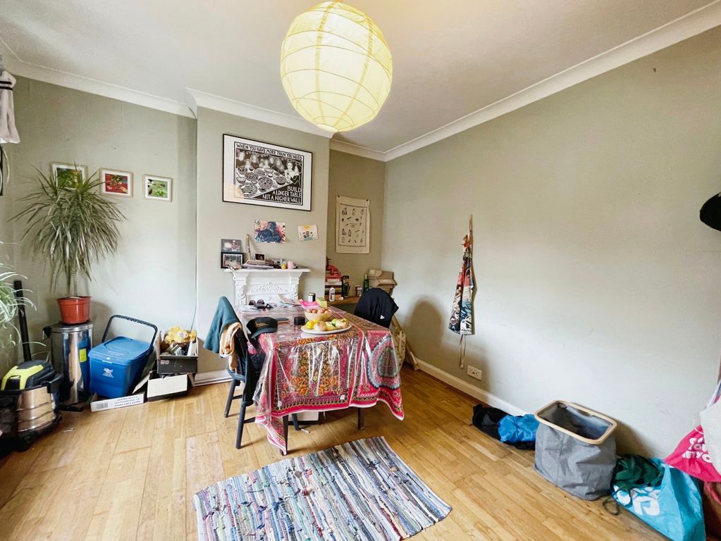 Property photo 3 of 9 Image