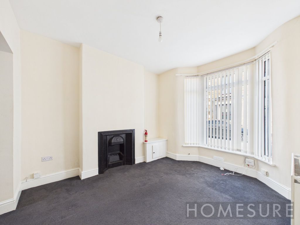 Property photo 2 of 25 Picture No. 02