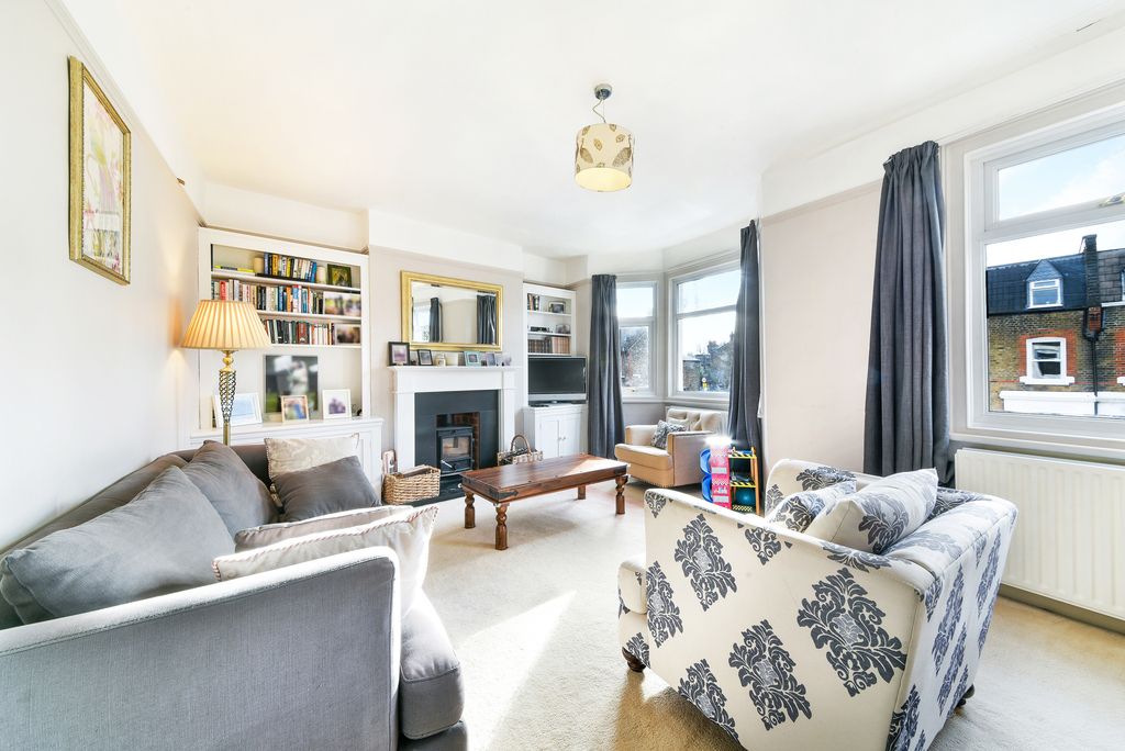 Property photo 1 of 6
