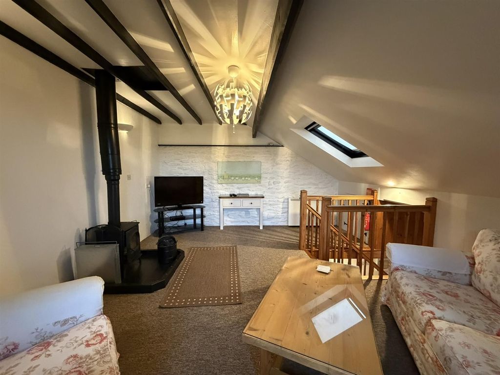 Property photo 2 of 21 Img_9065.Jpeg