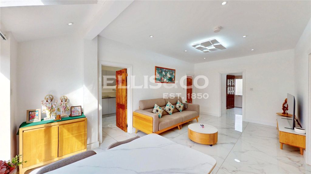 Property photo 3 of 14 Picture No. 14