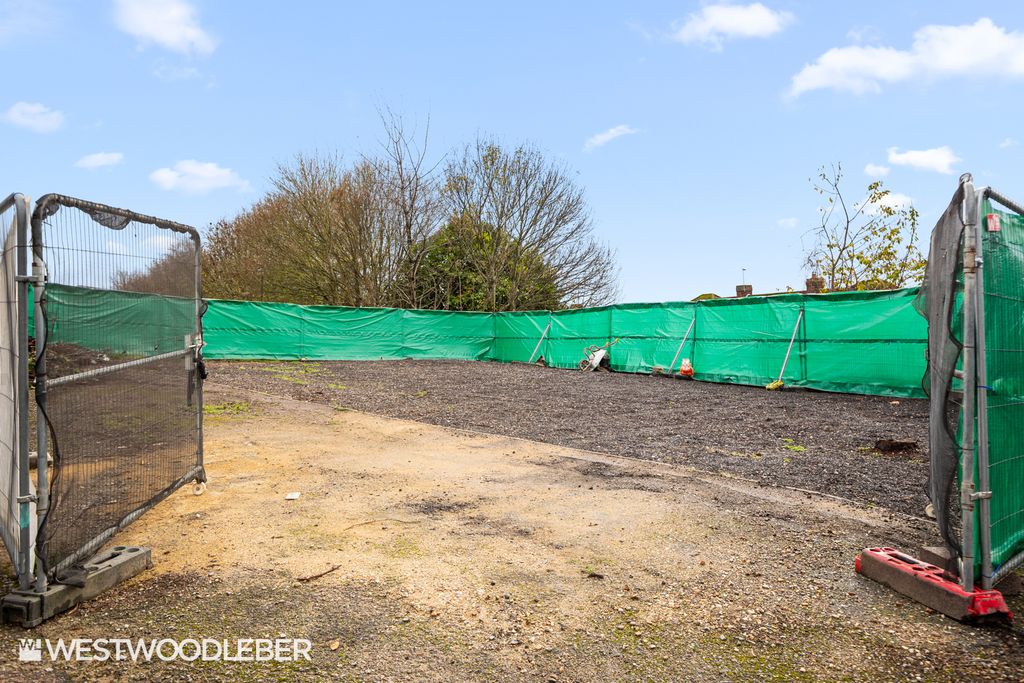 Property photo 2 of 6 Kinggeorgesroad_1