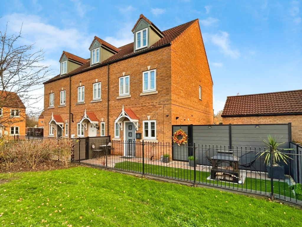 Property photo 1 of 30 Pbox-Img.Jpg