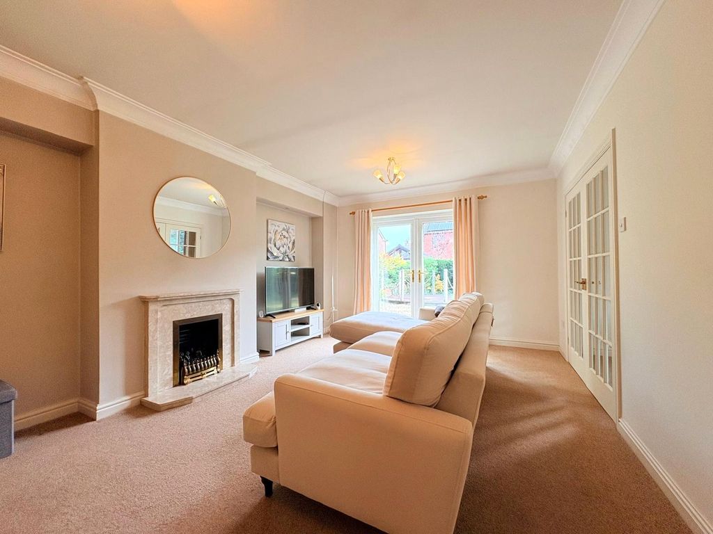 Property photo 3 of 19 Picture No. 01