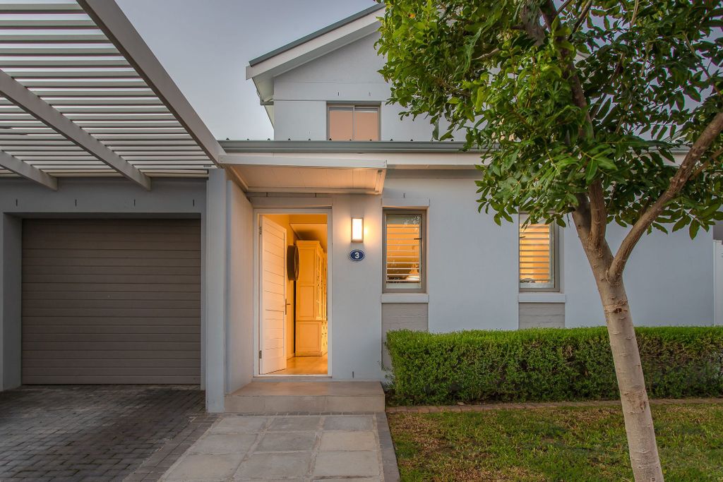 Property photo 3 of 34 Tk1739480