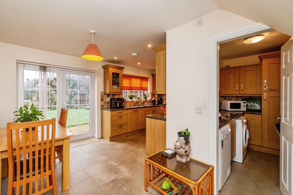 Property photo 2 of 18 Pbox-Img.Jpg