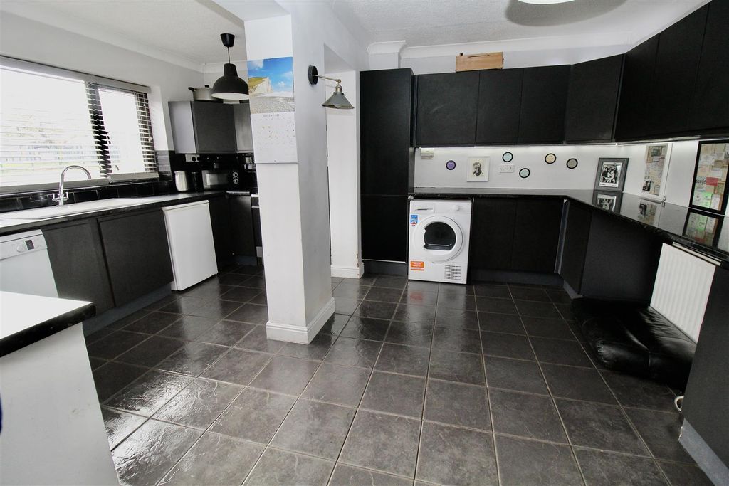Property photo 2 of 31 Extended Breakfast Kitchen