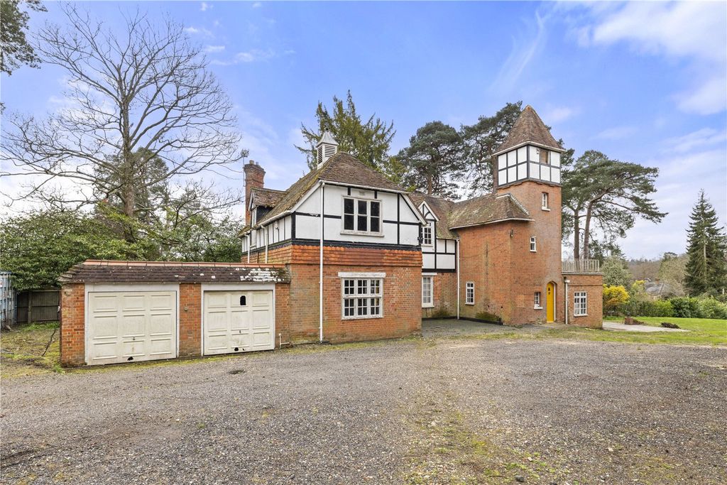 Property photo 2 of 20 About 0.7 Acres