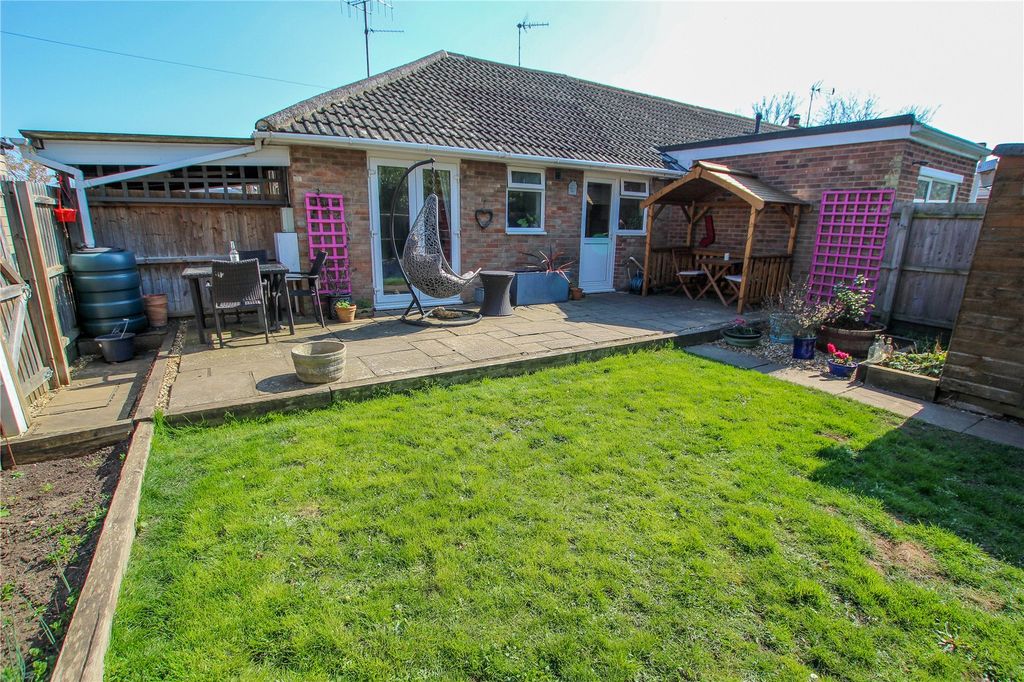 Property photo 3 of 14 Outside