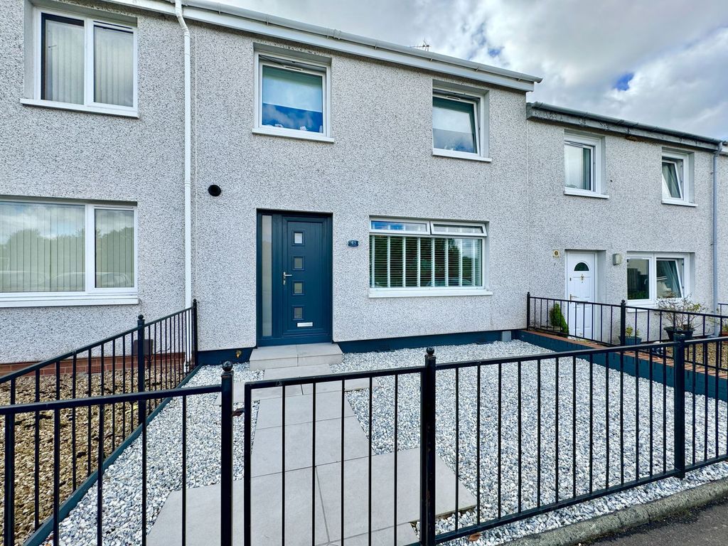Property photo 1 of 33