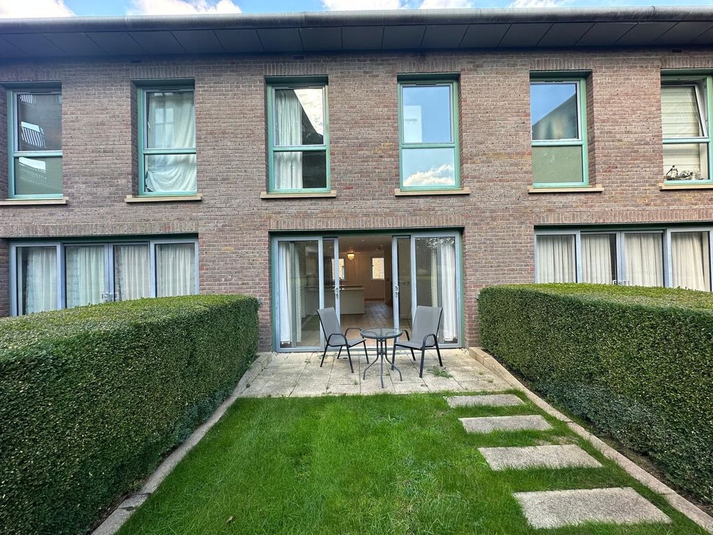 Property photo 3 of 10