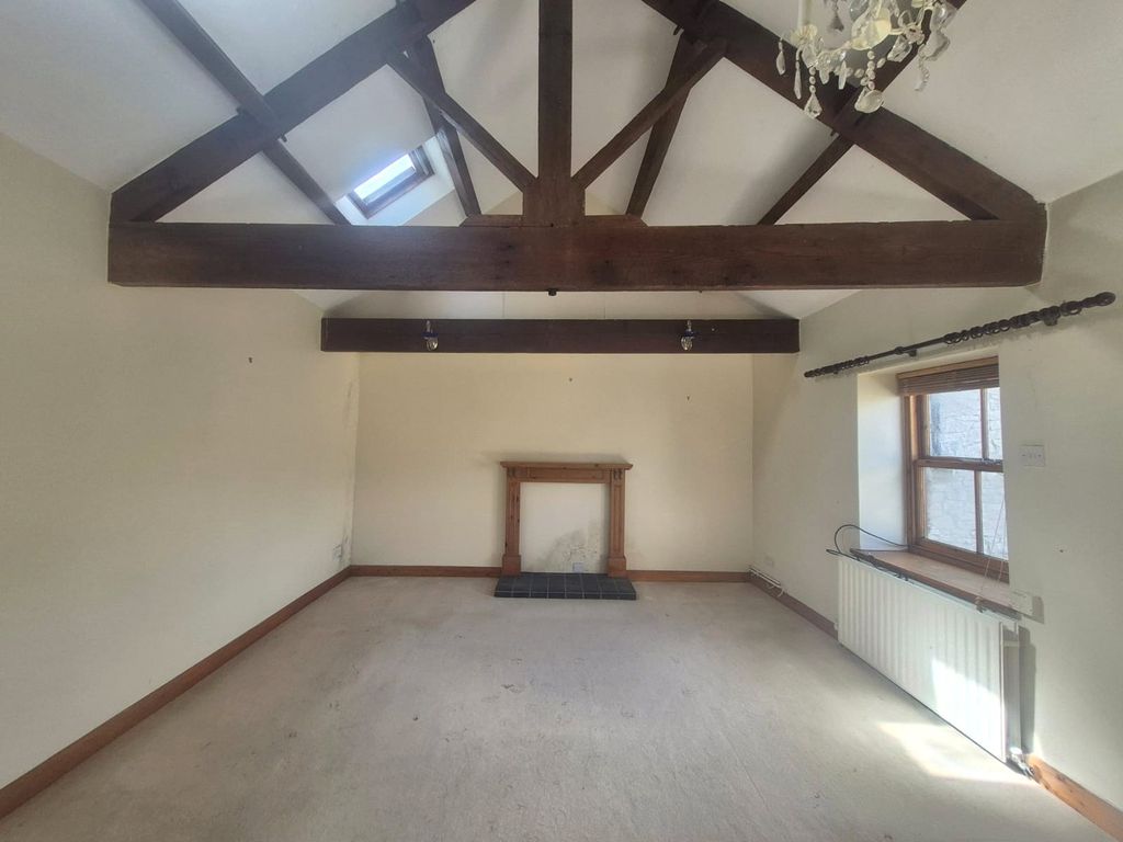 Property photo 3 of 10 Picture No. 04