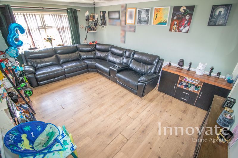 Property photo 2 of 14 Photo 13