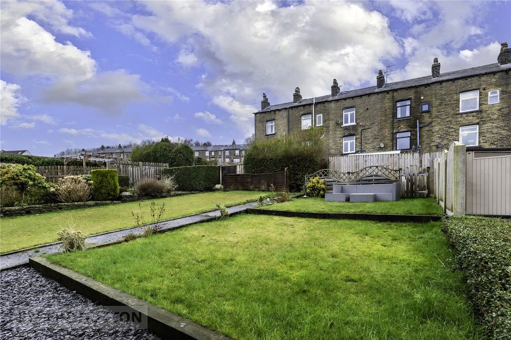 Property photo 2 of 26 Picture No. 04