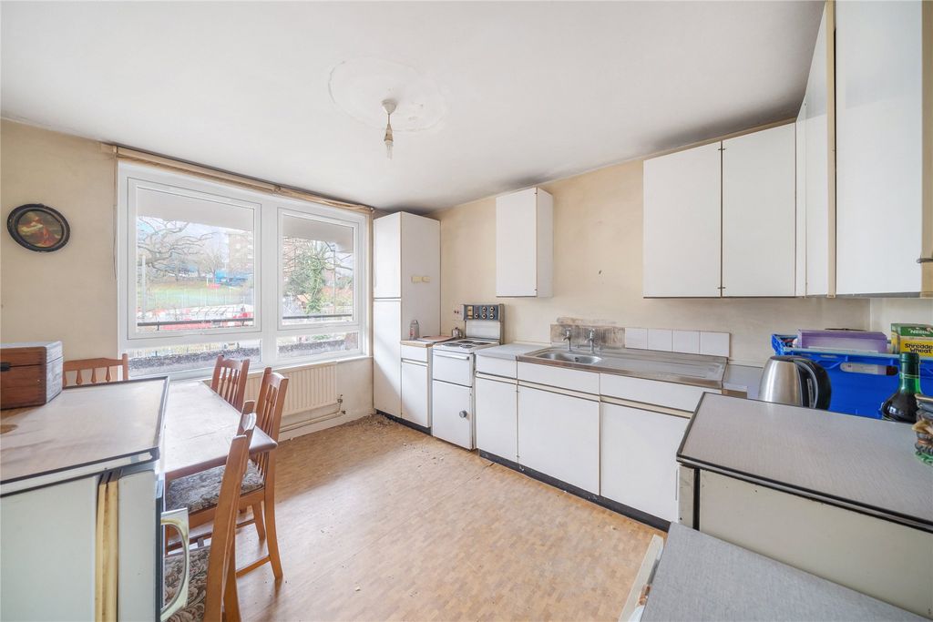 Property photo 2 of 2 Picture No. 17