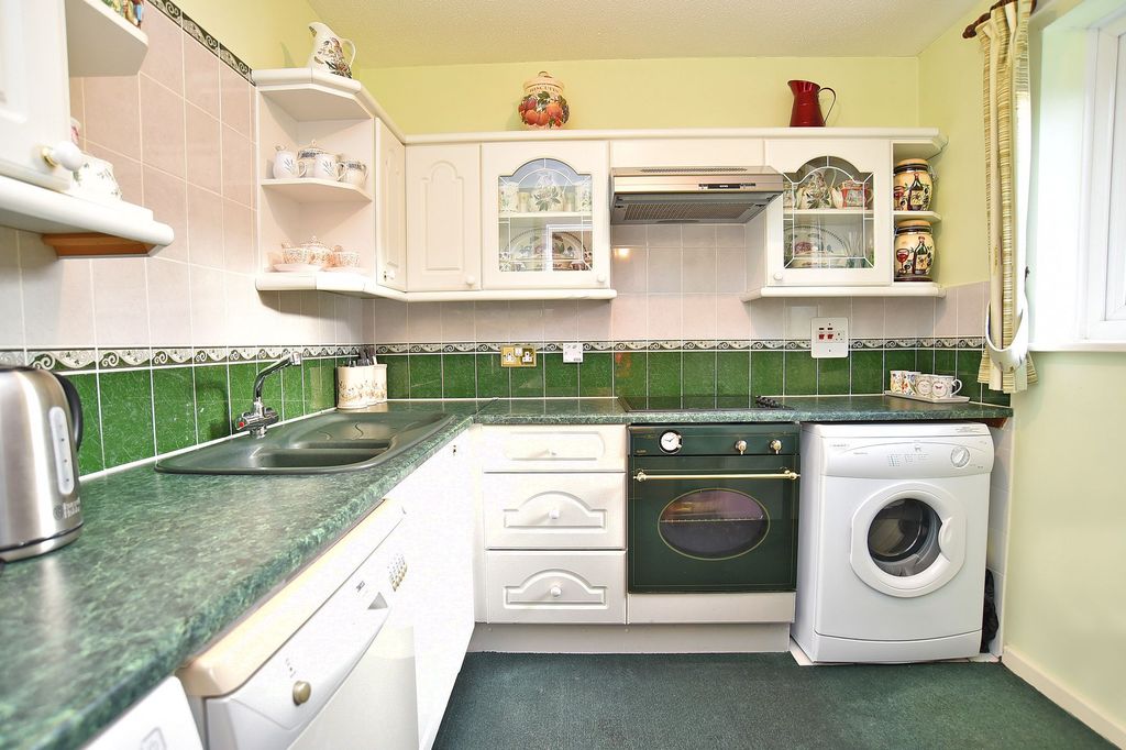 Property photo 3 of 8