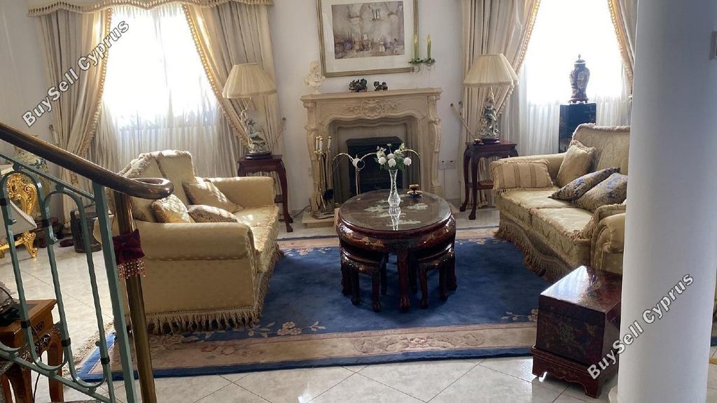 Property photo 3 of 24