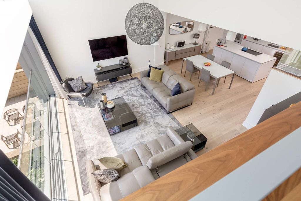 Additional image 11 of 2 bed flat for saleDonaldson Crescent, Edinburgh EH12