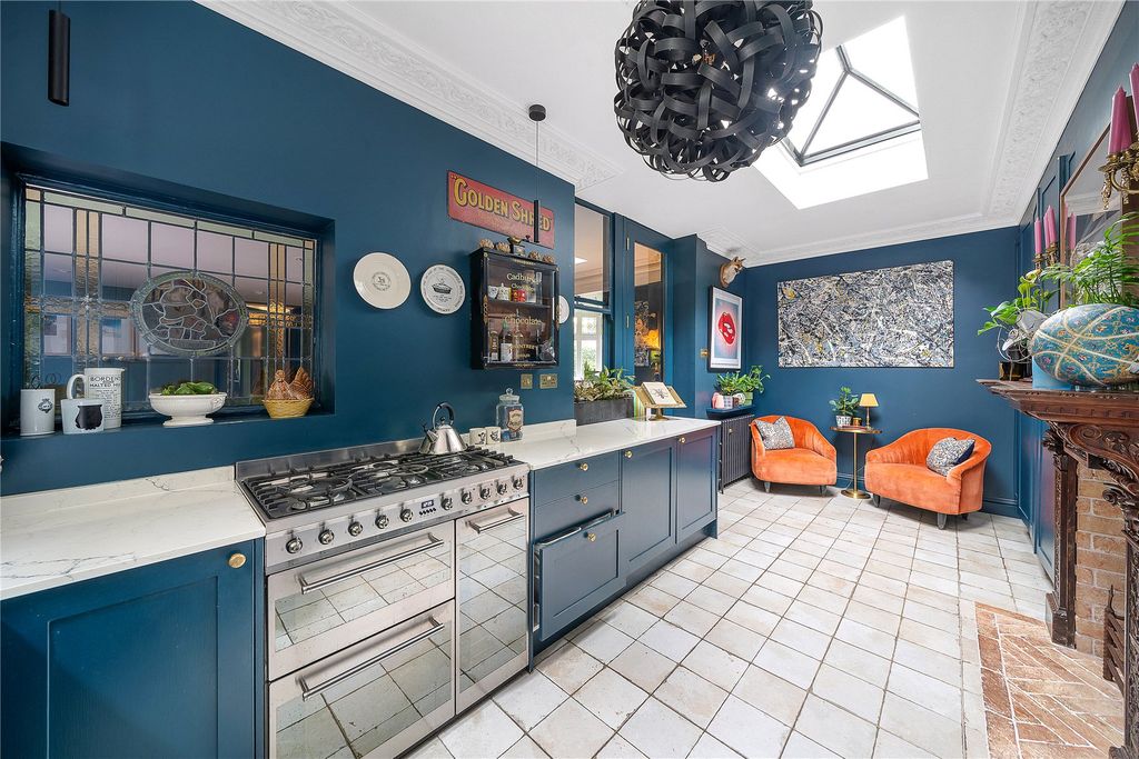 Property photo 3 of 27 Picture No. 07