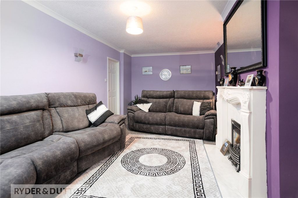 Property photo 3 of 22 Lounge/Diner