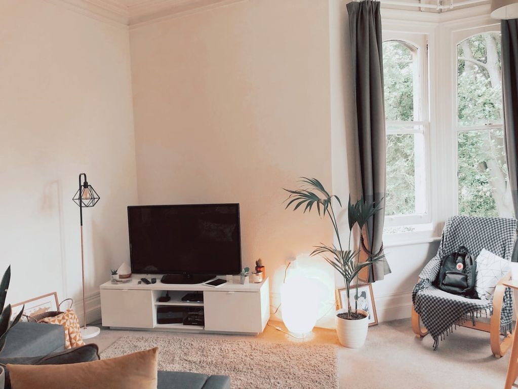 Property photo 3 of 6