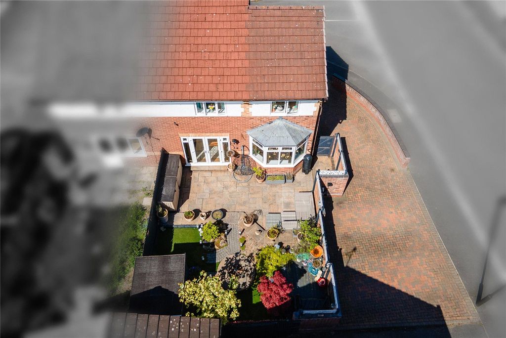 Property photo 3 of 31 Picture No. 60