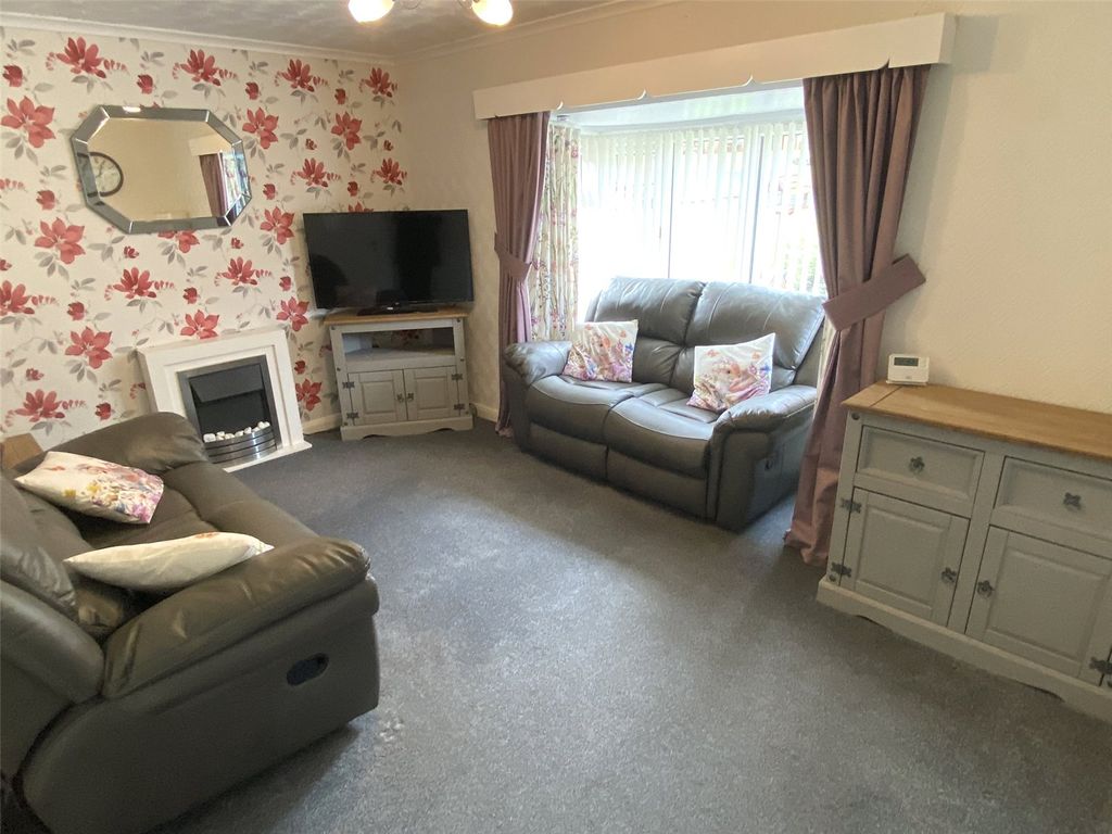 Property photo 3 of 14 Picture No. 09
