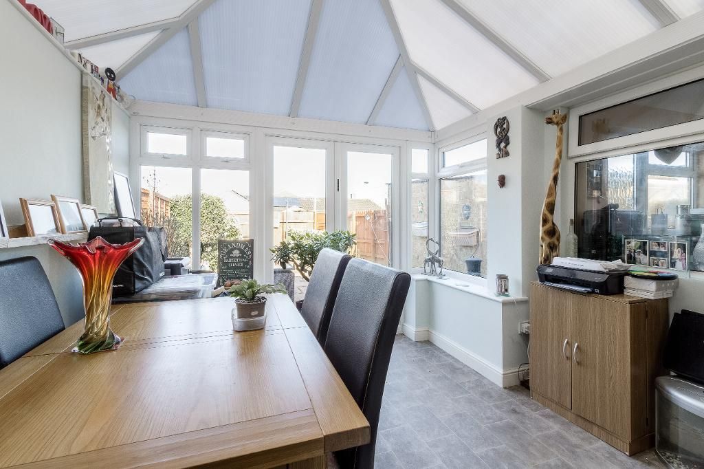 Property photo 1 of 12 Conservatory