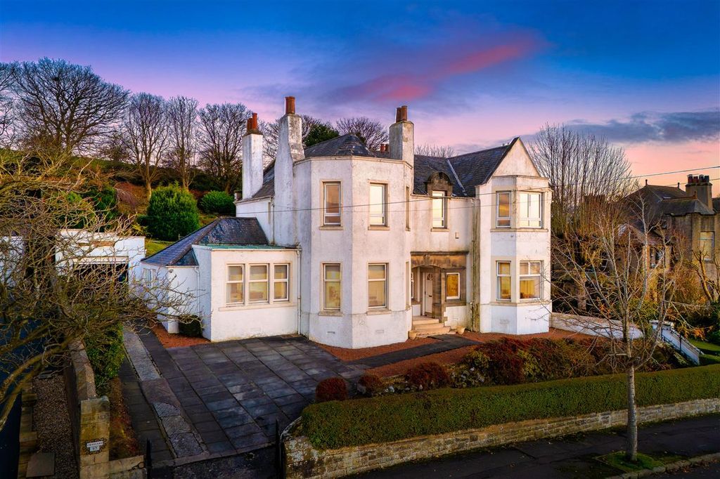 Property photo 1 of 32 Main Picture